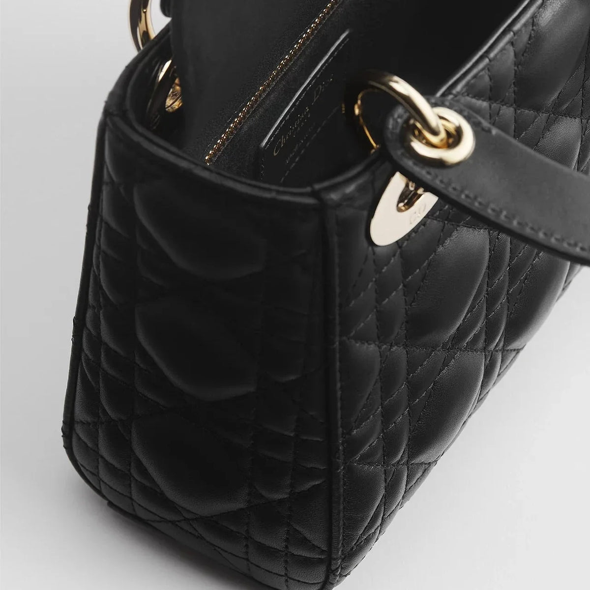 Sac Lady Dior Mini à chaîne